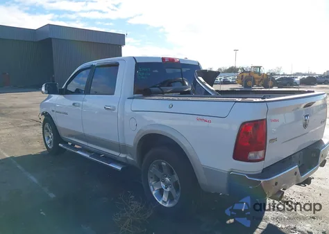 2011 Ram 1500 Laramie из США, поврежденный, VIN 1D7RV1CT7BS690623